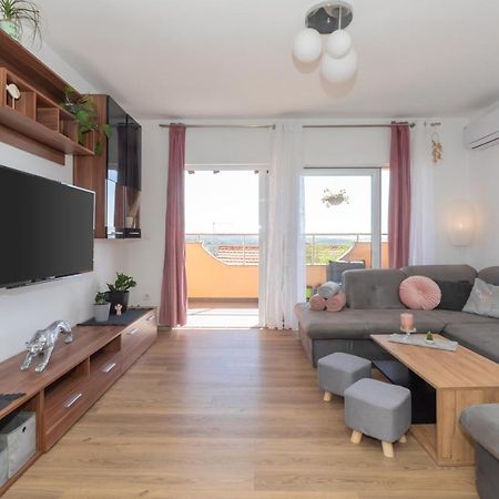 Apartments Franchese 希贝尼克 外观 照片
