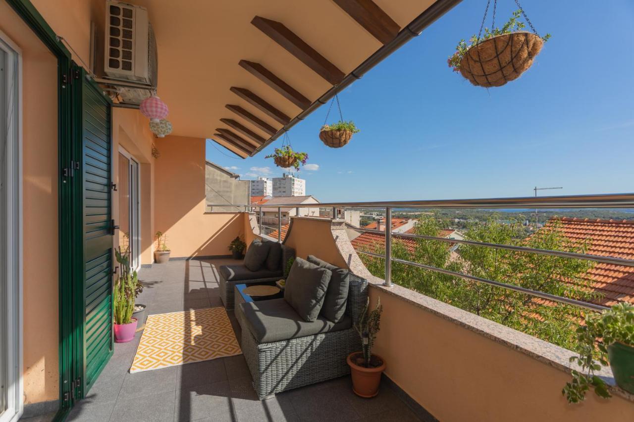 Apartments Franchese 希贝尼克 外观 照片