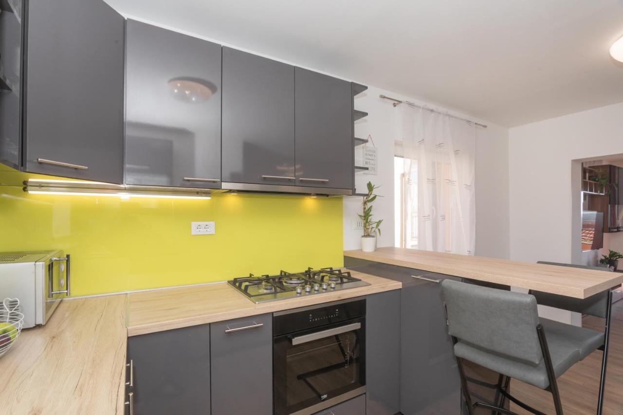 Apartments Franchese 希贝尼克 外观 照片